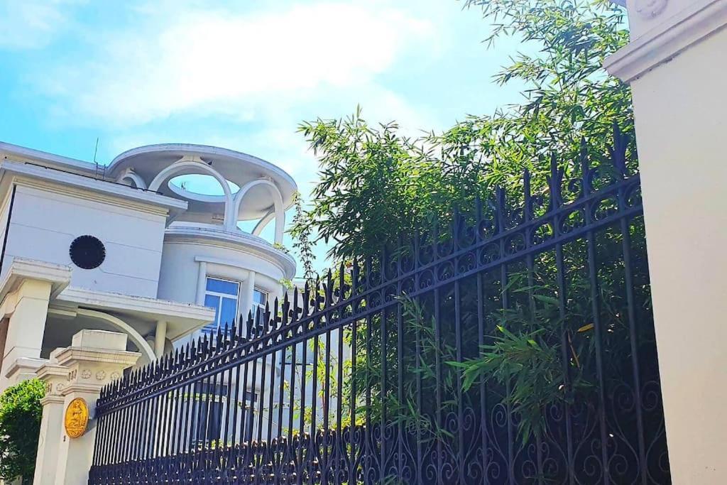 La Rotonde Remoise Apartment Reims Bagian luar foto